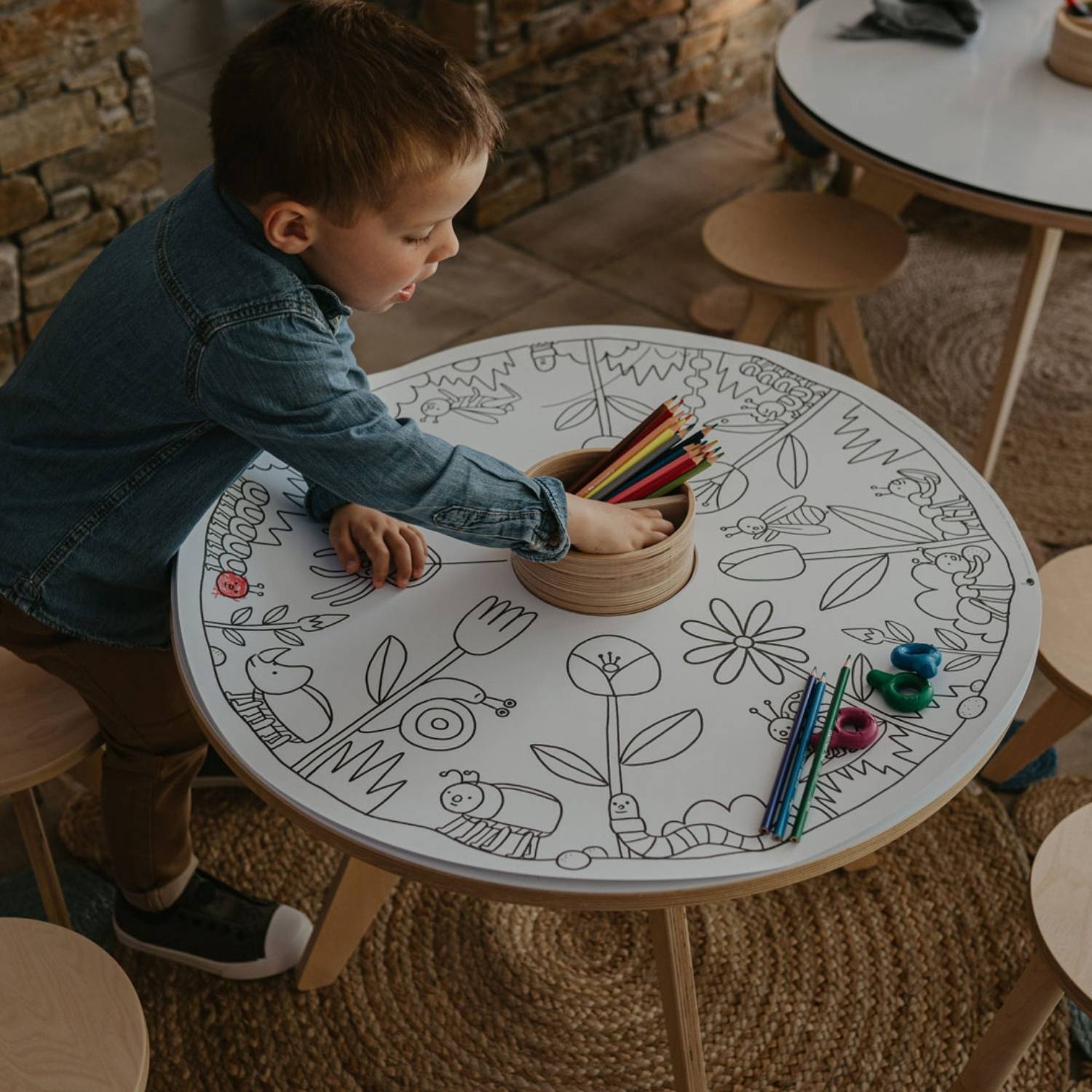 Table et tabourets pour enfants - la Drawin'table + 2 tabourets -  Drawin'kids