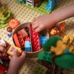 Play & Build MAXI – Plateau compatible DUPLO®* pour enfants de 2 à 5 ans