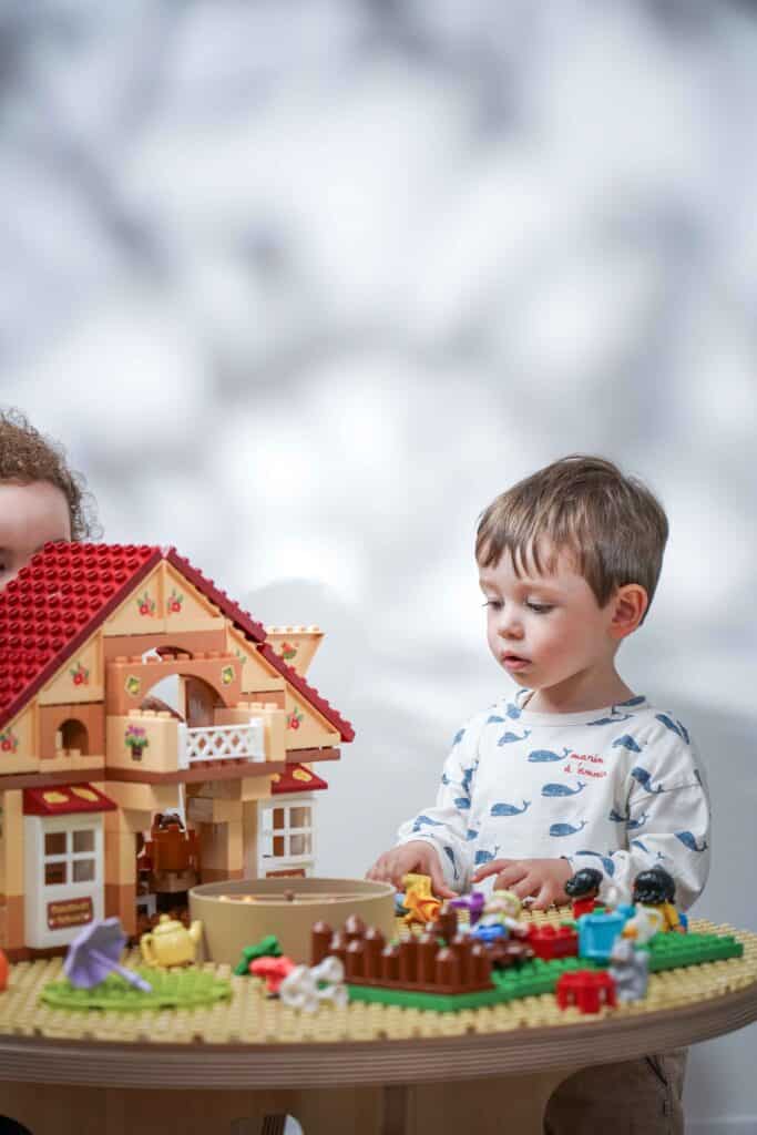 Play & Build MAXI – Plateau compatible DUPLO®* pour enfants de 2 à 5 ans