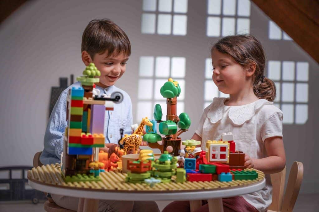 Play & Build MAXI – Plateau compatible DUPLO®* pour enfants de 2 à 5 ans