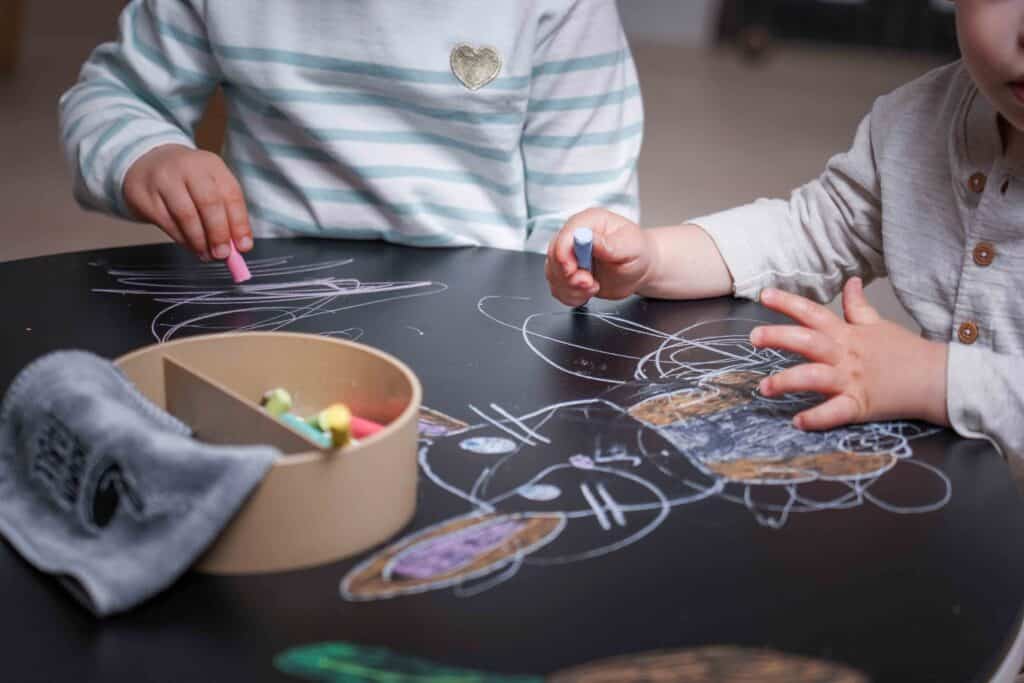 Drawin’board XXL – Plateau réversible Ø 90 cm pour enfants