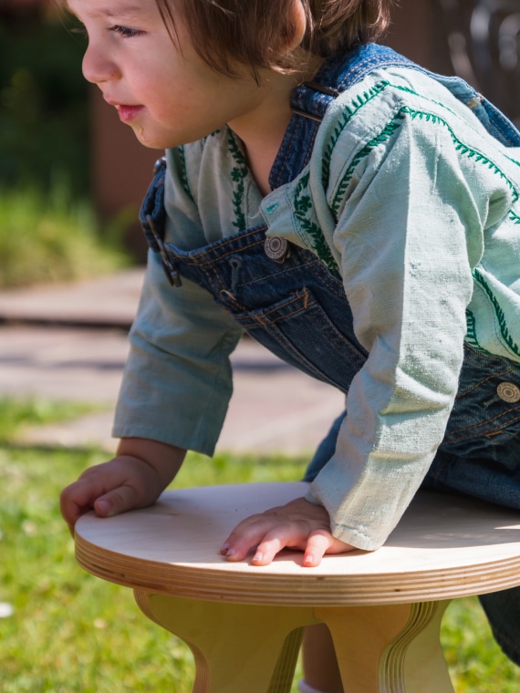 Set mit 2 Kinderhockern aus Holz – Skandinavisches Design | Drawin'kids®