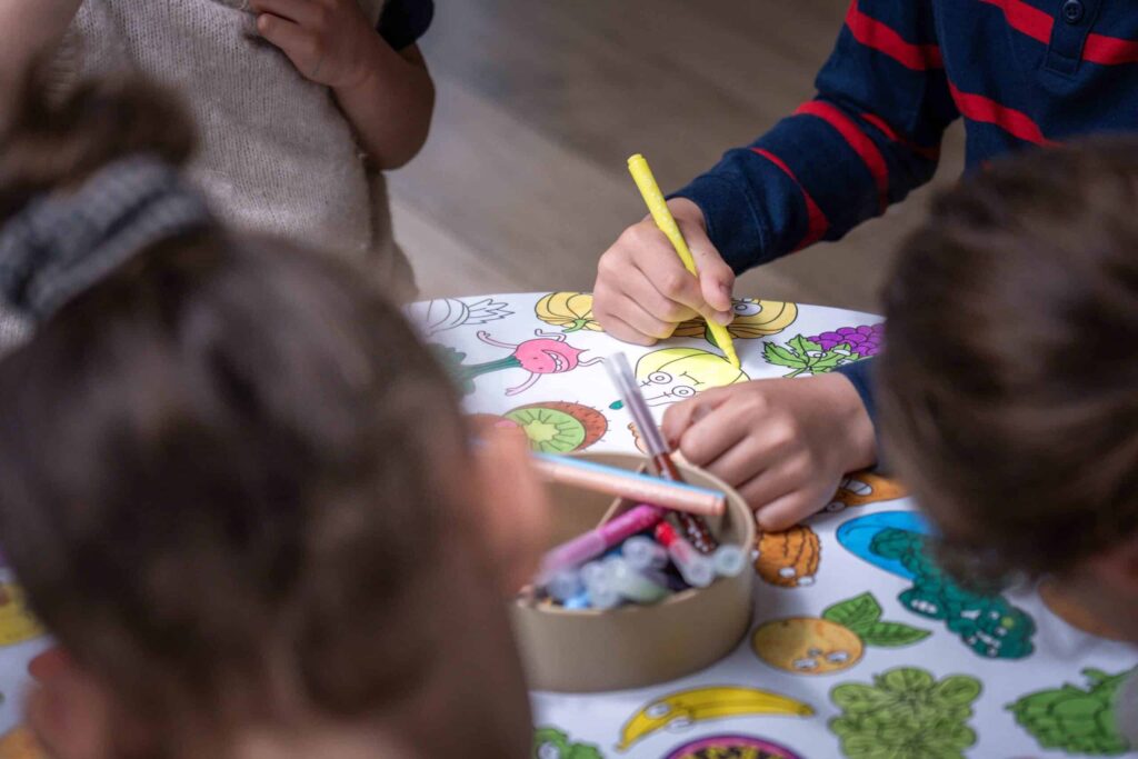 Play &amp; Build MINI – LEGO®* kompatible Basis für Kinder von 5 bis 10 Jahren