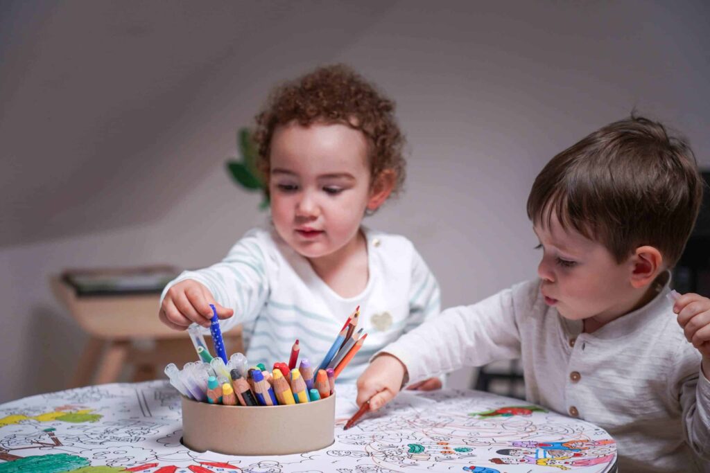 Play &amp; Build MINI – LEGO®* kompatible Basis für Kinder von 5 bis 10 Jahren