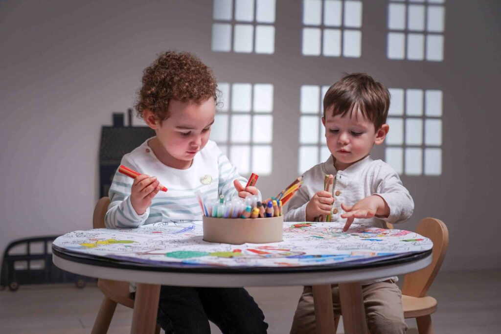 Play &amp; Build MINI – LEGO®* kompatible Basis für Kinder von 5 bis 10 Jahren