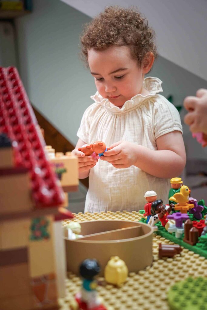Play &amp; Build MINI – LEGO®* kompatible Basis für Kinder von 5 bis 10 Jahren
