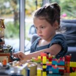 Play &amp; Build MINI – LEGO®* kompatible Basis für Kinder von 5 bis 10 Jahren