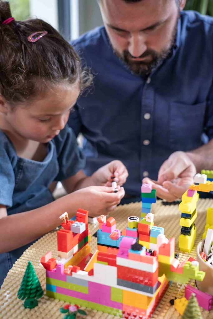 Play &amp; Build MINI – LEGO®* kompatible Basis für Kinder von 5 bis 10 Jahren