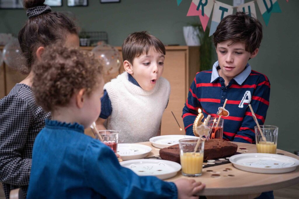 Play &amp; Build MINI – LEGO®* kompatible Basis für Kinder von 5 bis 10 Jahren