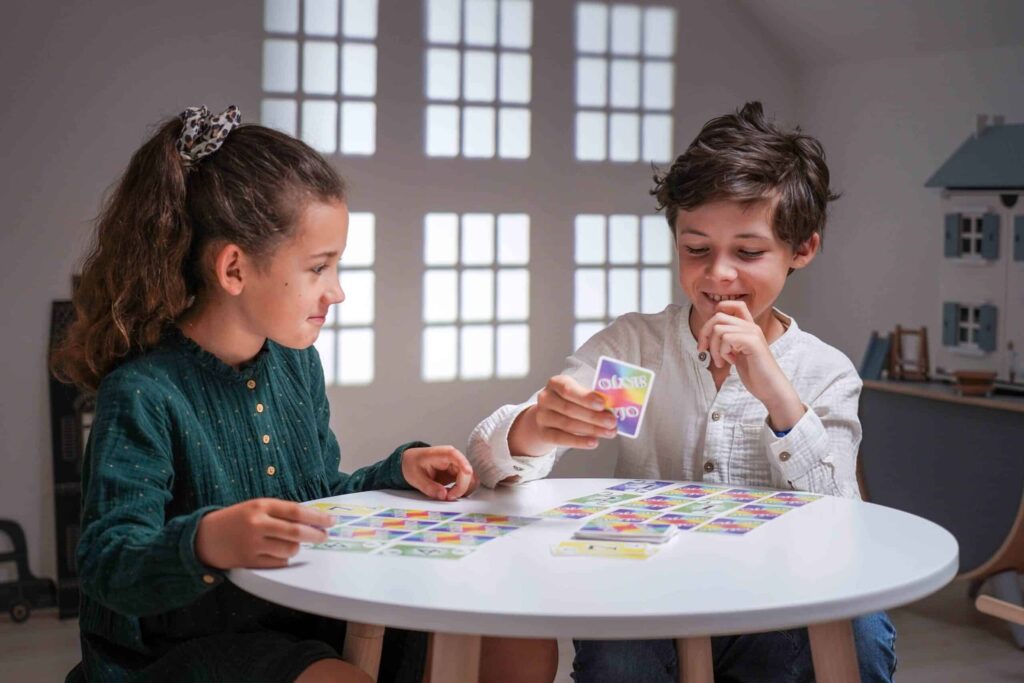 Play &amp; Build MINI – LEGO®* kompatible Basis für Kinder von 5 bis 10 Jahren