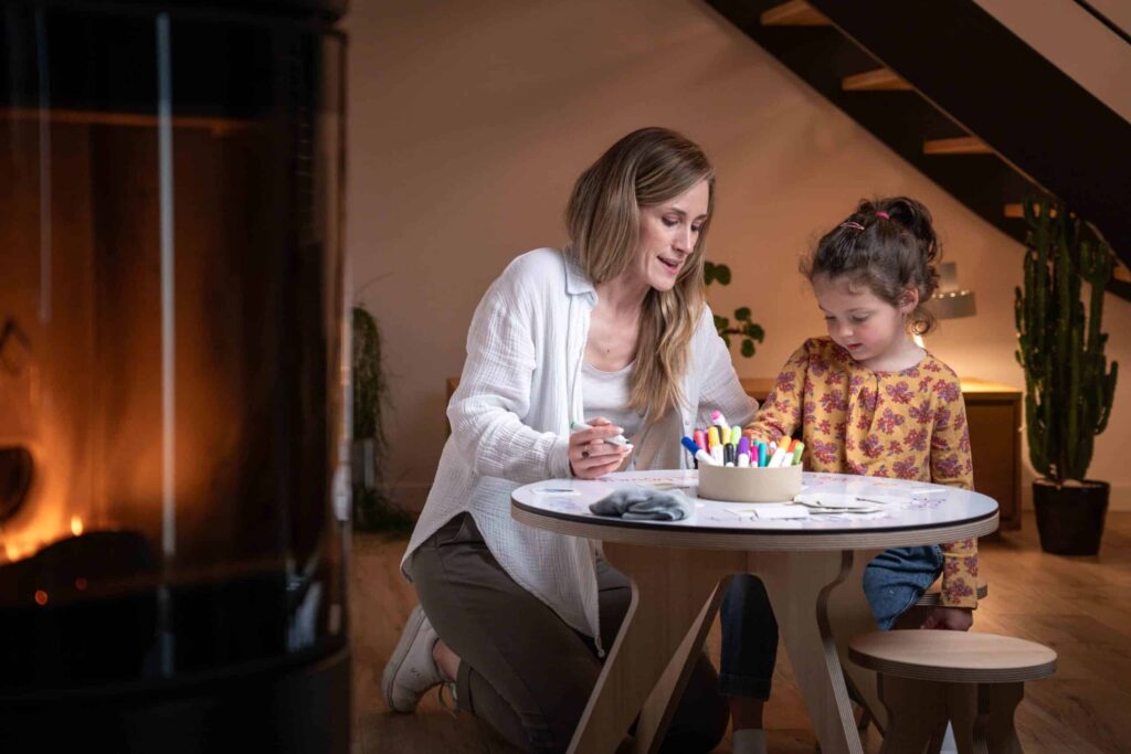 Zeichentafel – Abwischbare Tafel für den Kindertisch
