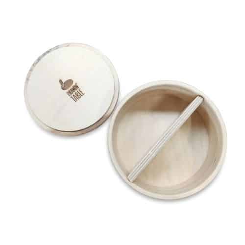 Stiftehalter aus Holz und recyceltem Kunststoff