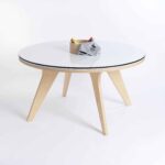 Drawin'table® XXL – Kinderzeichentisch aus Naturholz (Ø 90 cm)