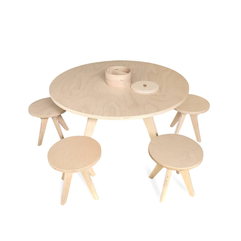 Drawin'table® XXL Set + 4 Hocker – Kinderzeichentisch