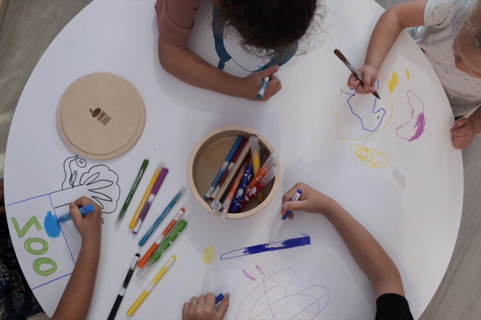 drawintable craie hotel restaurant b espace jeux enfants pharmacie